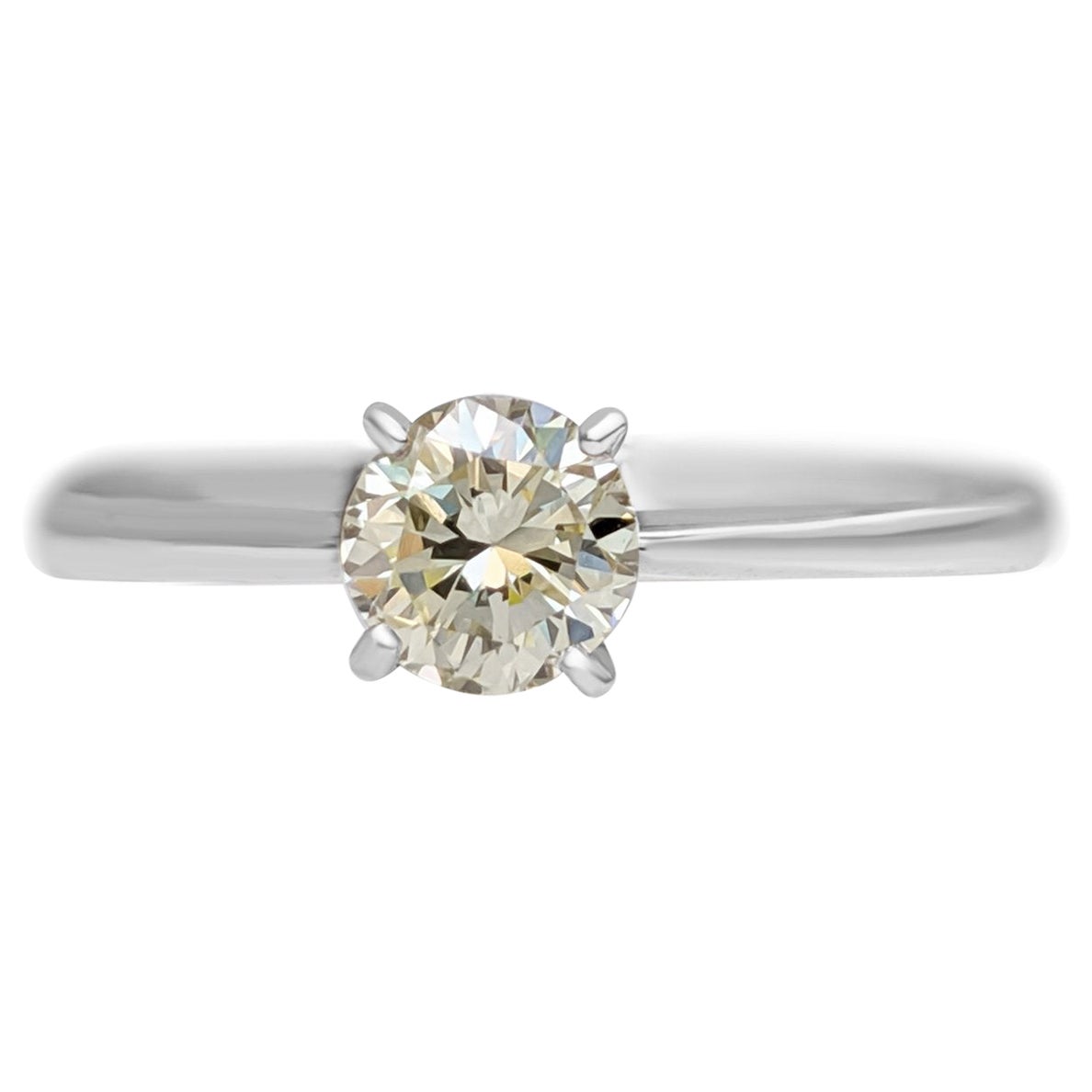NO RESERVE!  0.52 Carat Diamond - 14K White Gold - Ring For Sale