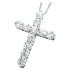 TIFFANY & Co. Collier croix en platine avec diamant de 0,42ct 