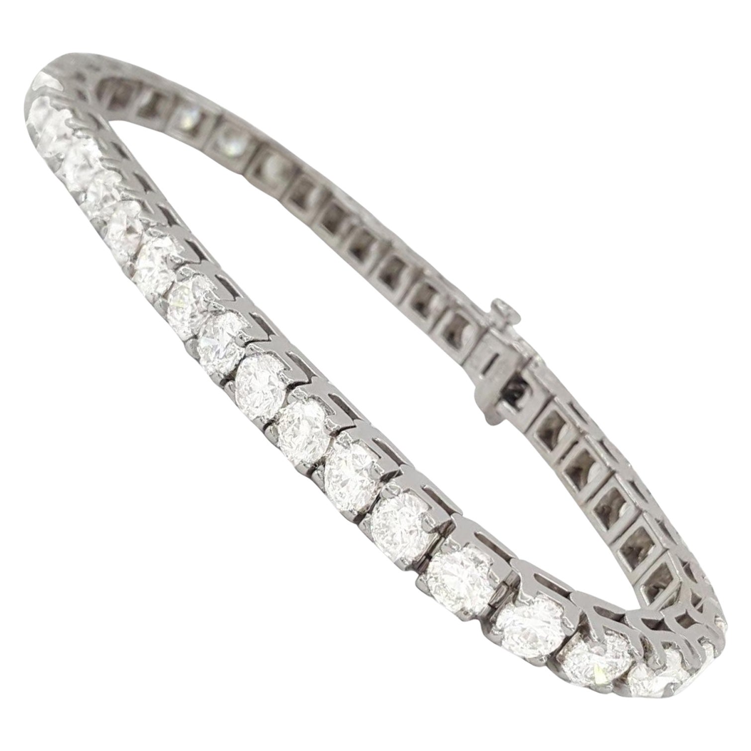 12 Carat White Brilliant Cut Tennis Diamond Bracelet For Sale