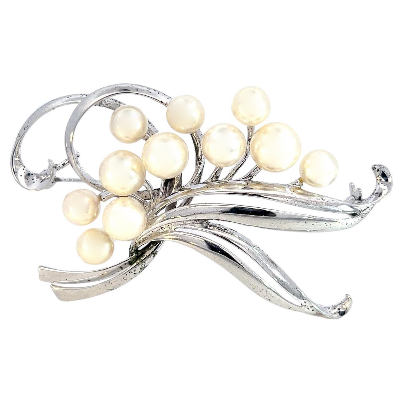 Broche de perlas Akoya Mikimoto Estate 5,60-7,30 mm Plata