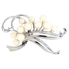 Broche de perlas Akoya Mikimoto Estate 5,60-7,30 mm Plata