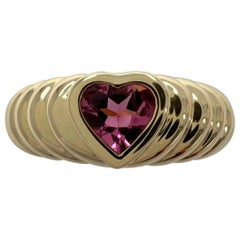 Vintage Tiffany & Co. Vivid Pink Tourmaline Heart Cut 18k Yellow Gold Band Ring