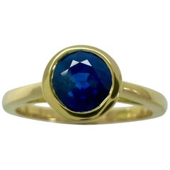 1.80ct Cornflower Blue Ceylon Sapphire Round 18k Yellow Gold Bezel Rubover Ring