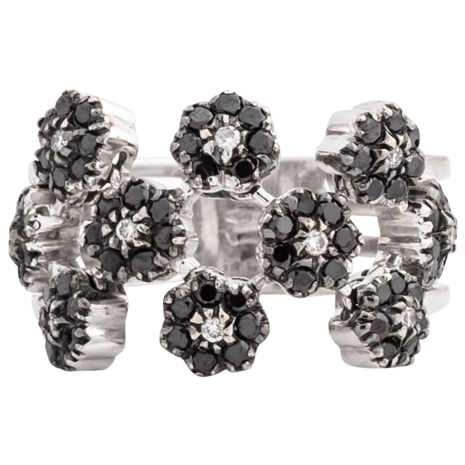 1970s Black and White Diamond Gold Floral Ring For Sale