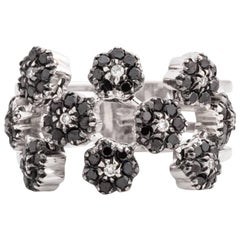 1970s Black and White Diamond Gold Floral Ring