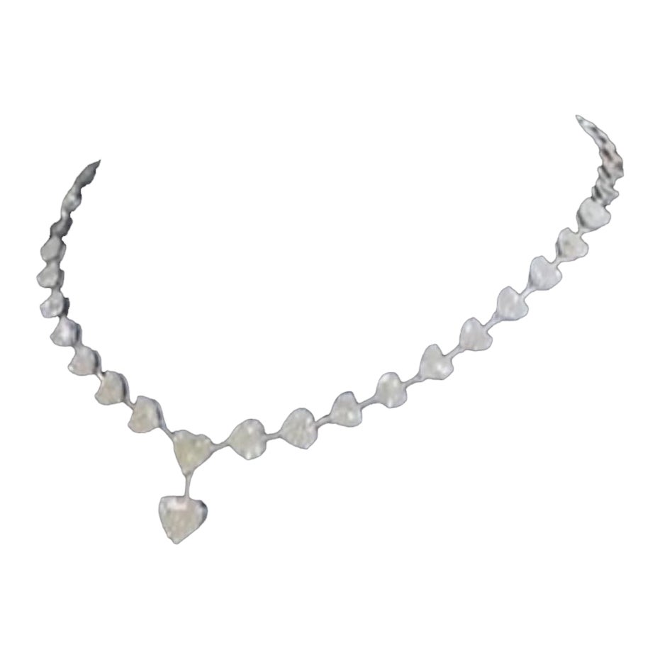Certificado IGI 27,00 quilates  Diamantes naturales en forma de corazón Oro de 18K  Collar
