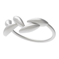 Bague des larmes royales de Matisse en or S.S White White, Larissa Moraes Jewelry