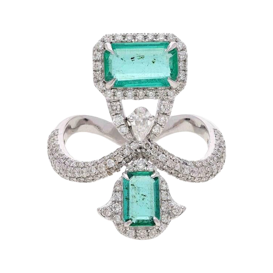  Meghna Jewels 1.65 carats Emerald Diamond 18 Karat Gold Bow Ring