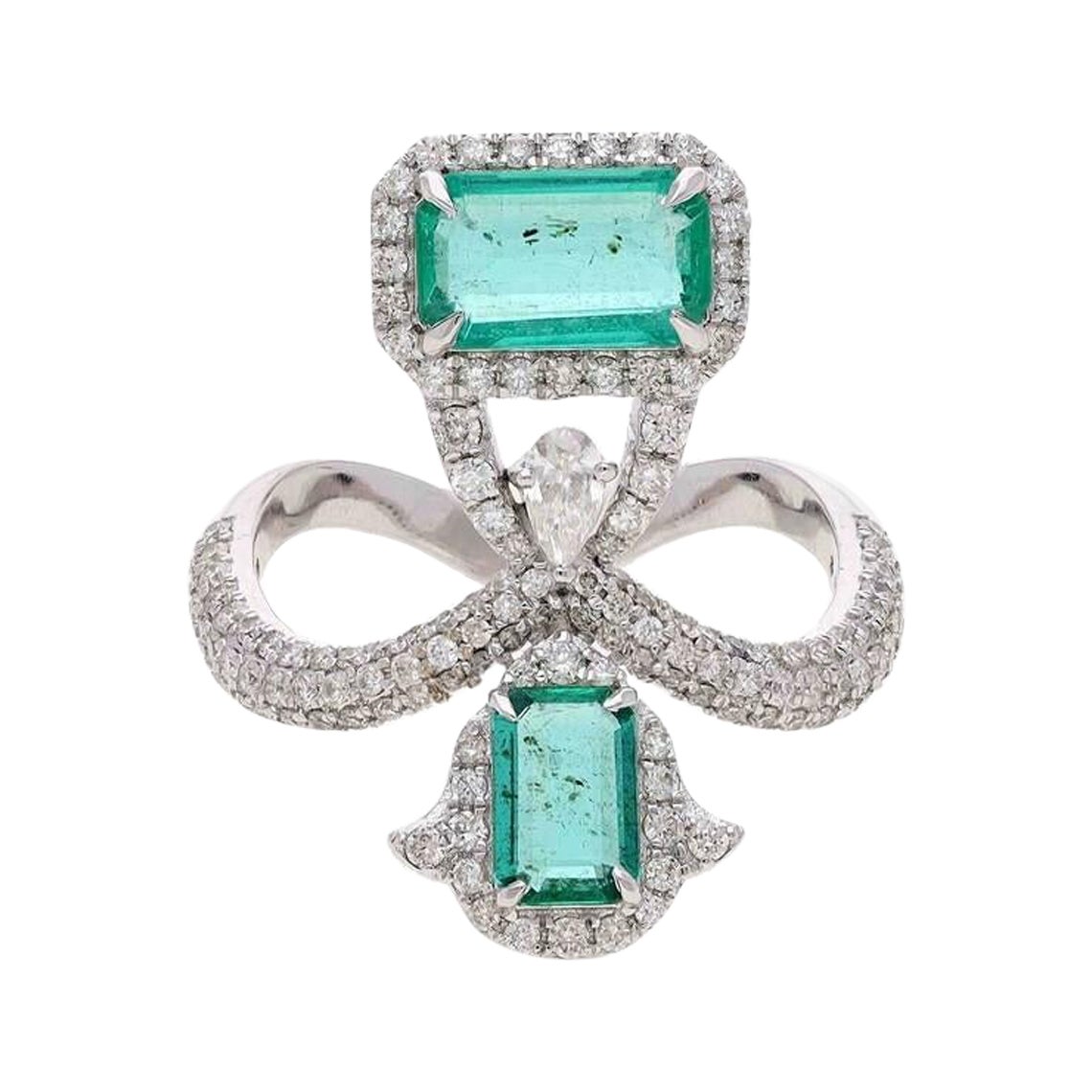 Meghna Jewels 1.65 carats Emerald Diamond 18 Karat Gold Bow Ring