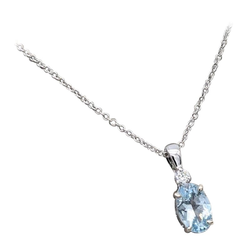 Ravissant pendentif aigue-marine ovale de 6 x 4 mm en or massif 14 carats avec diamants extraits de la terre