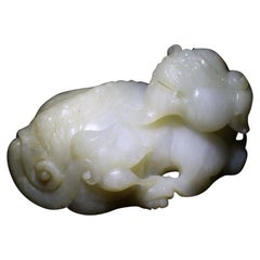 Antique White Jade Mythical Beast 