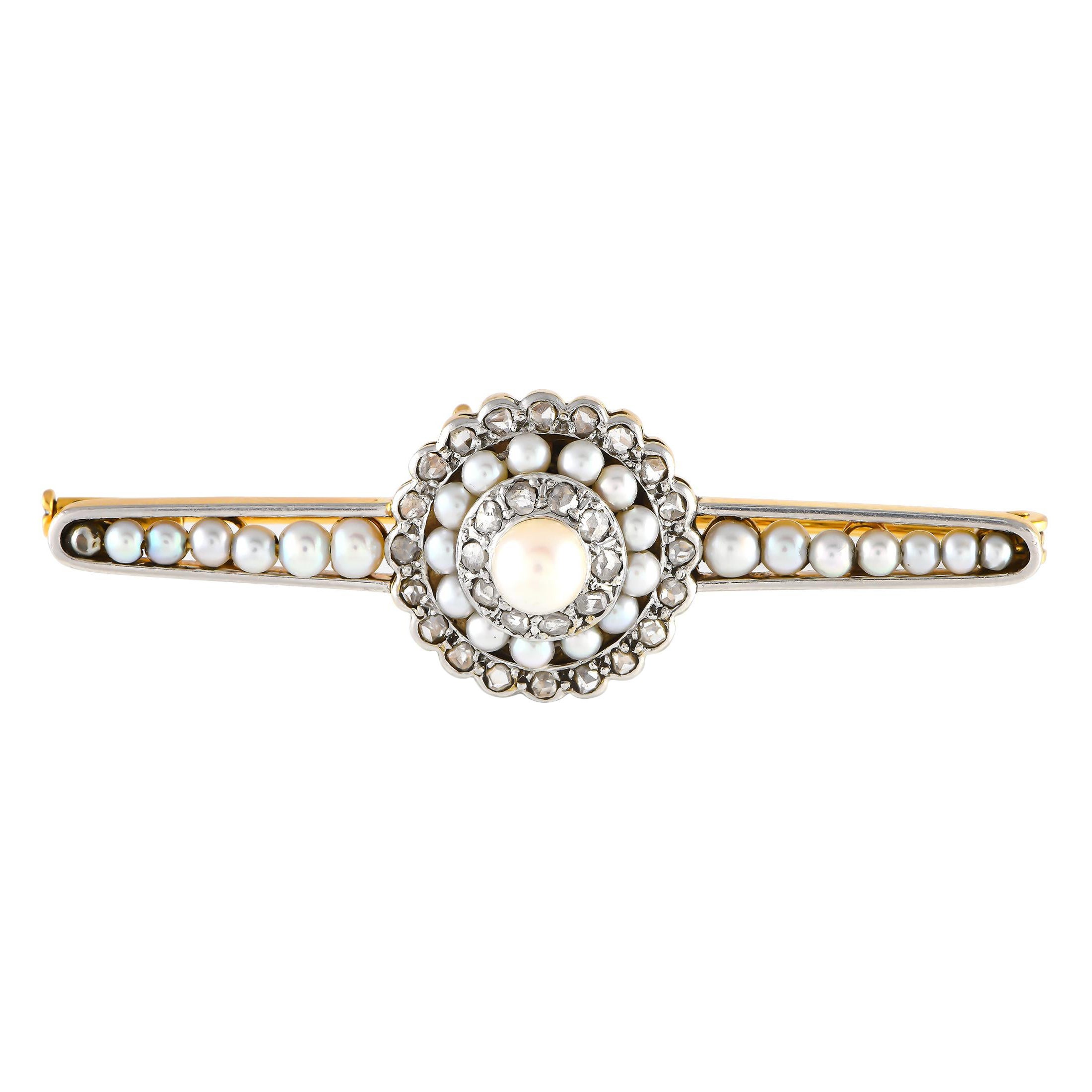 Broche de oro amarillo de 14 quilates con diamantes y perlas de collar