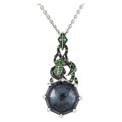 Stephen Webster, collana con ciondolo in quarzo e tsavorite in oro bianco 18 carati