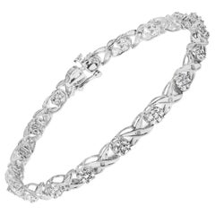 Bracelet en or blanc 10 carats avec grappe florale de diamants de 1,00 carat et maillons en X de 7,25 pouces