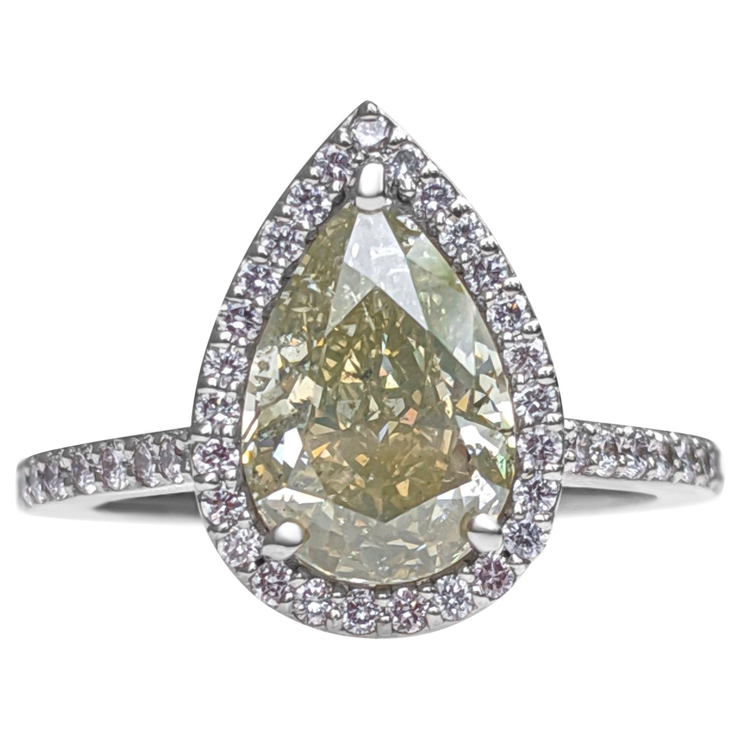 NO RESERVE! IGI 3.10 cttw Fancy Greenish Yellow Diamonds - 18K White Ring For Sale