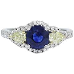 Sapphire Fancy Yellow Diamond Gold Ring 11