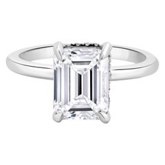 18 Karat White Gold Emerald Cut Diamond Engagement Ring