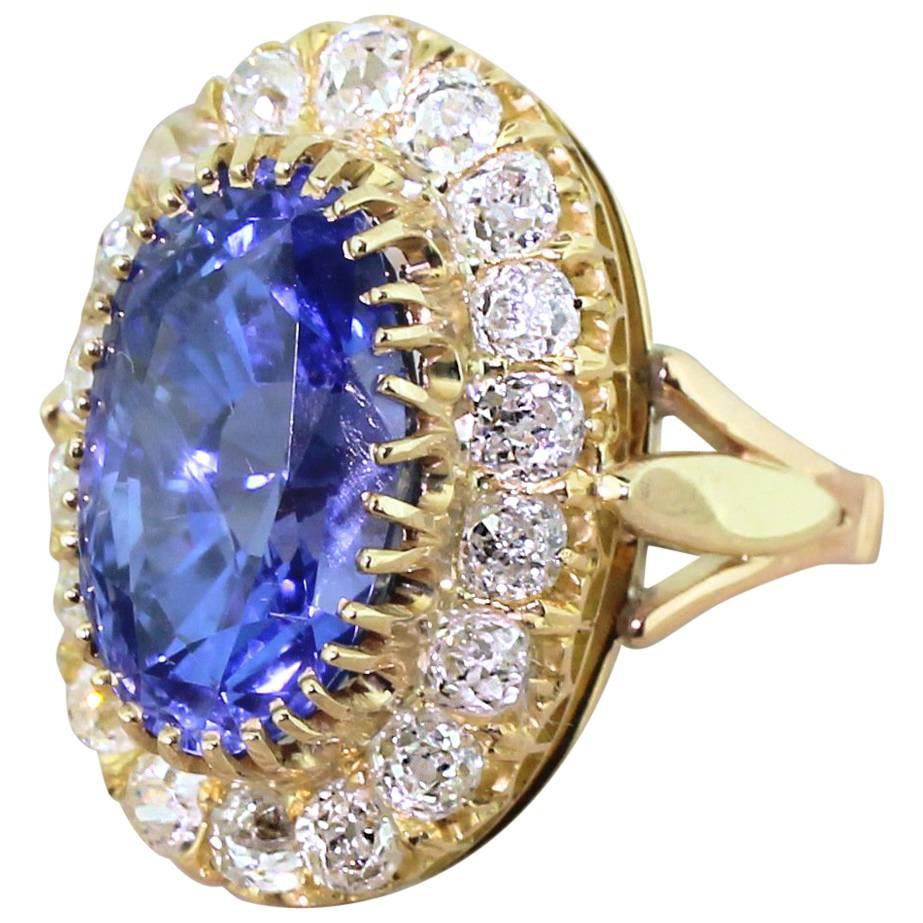 Edwardian 10.44 Carat Natural Ceylon Sapphire & Old Cut Diamond Cluster Ring For Sale