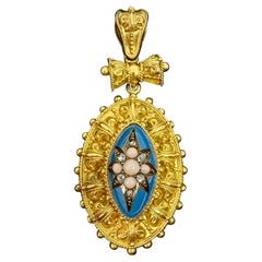 Pendentif Antique Peau d'Ange Coral Rose Diamant Email Or 18 Karat