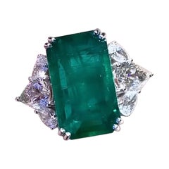 AIG Certified 13.00 Cts Zambian Emerald GIA Certified 2.00 Ct Diamonds Gold Ring