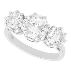 Trilogy-Ring aus Platin mit 3,40 Karat Diamanten, Vintage, um 1950