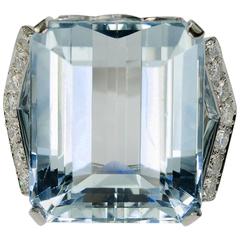 Beautiful 35.24 Carat Aquamarine diamond Platinum Ring 