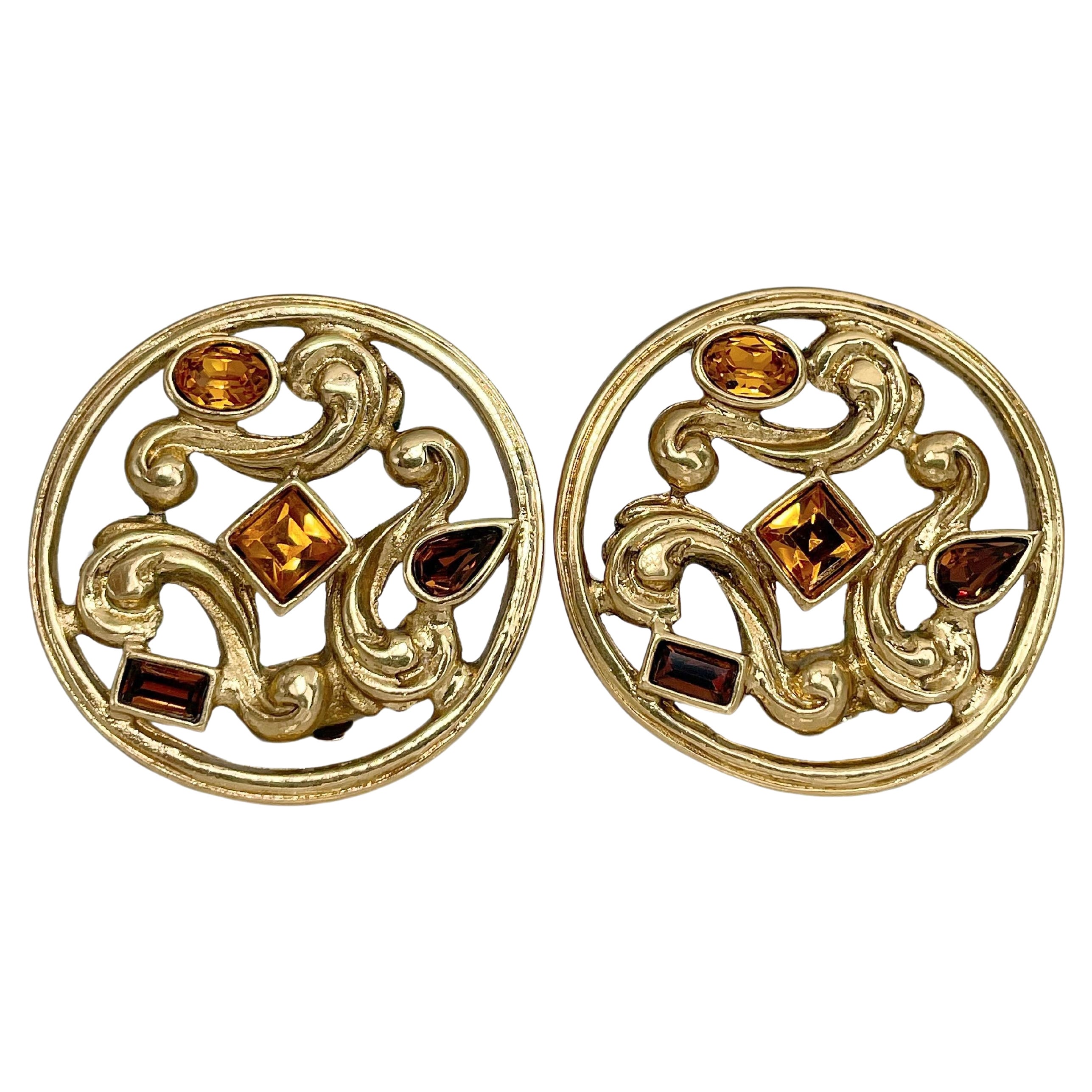 1980er Jahre Vintage Yves Saint Laurent Gold Ton Orange Braun Kristall Clip-On Ohrringe im Angebot