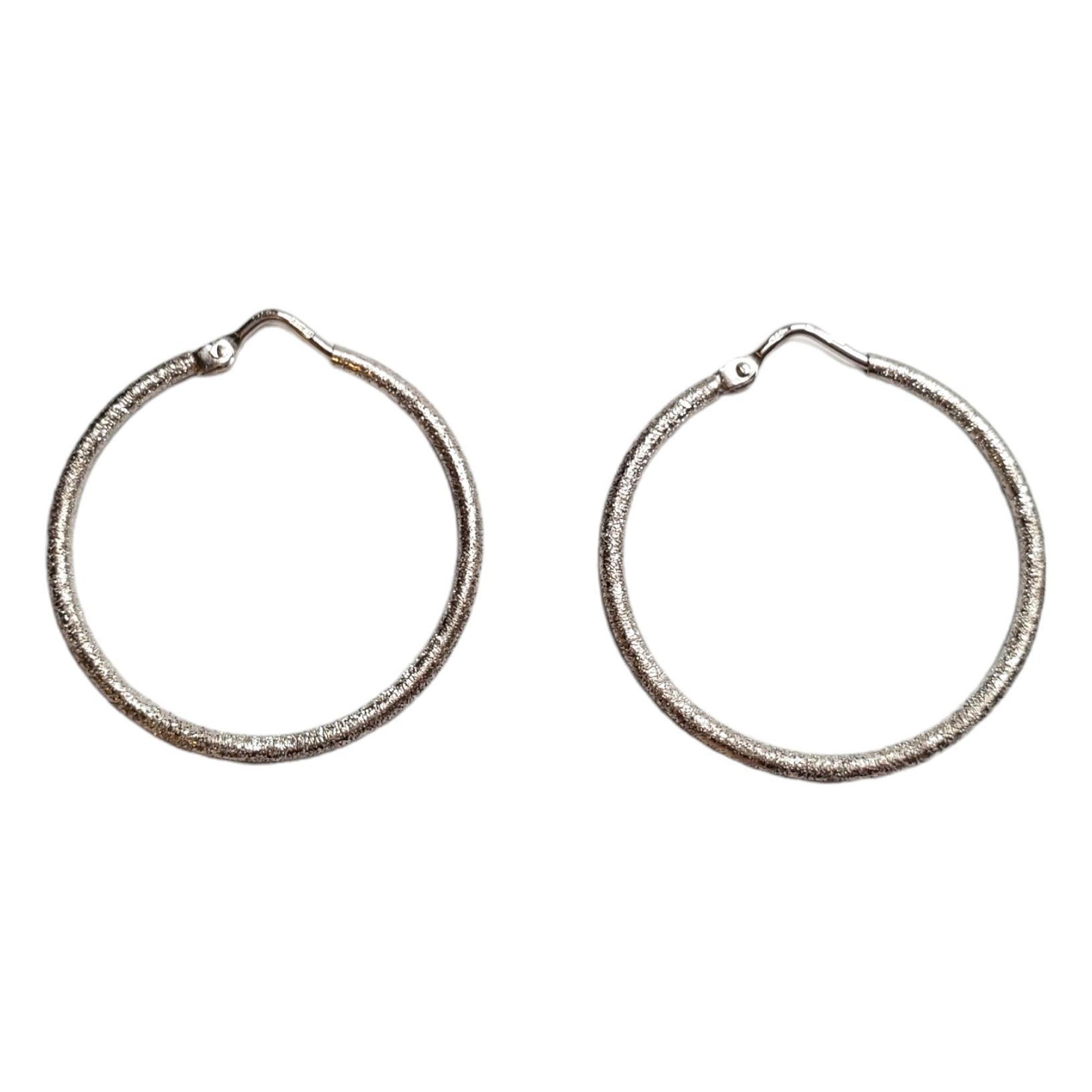 18K White Gold Stardust Hoop Earrings #17722 For Sale