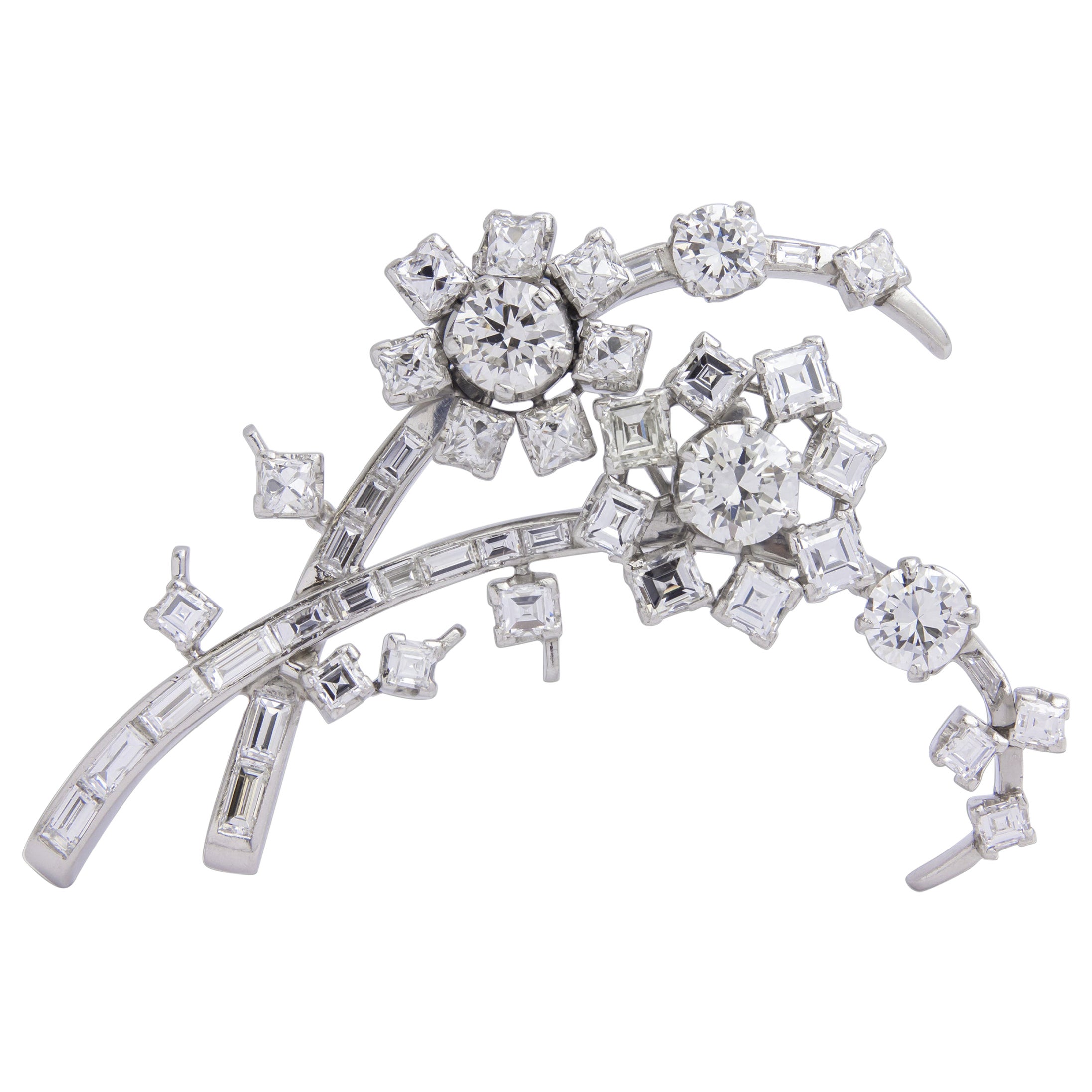 Blumenbrosche aus Platin und Diamanten von Wolf Horovitz aus Alexandria im Angebot