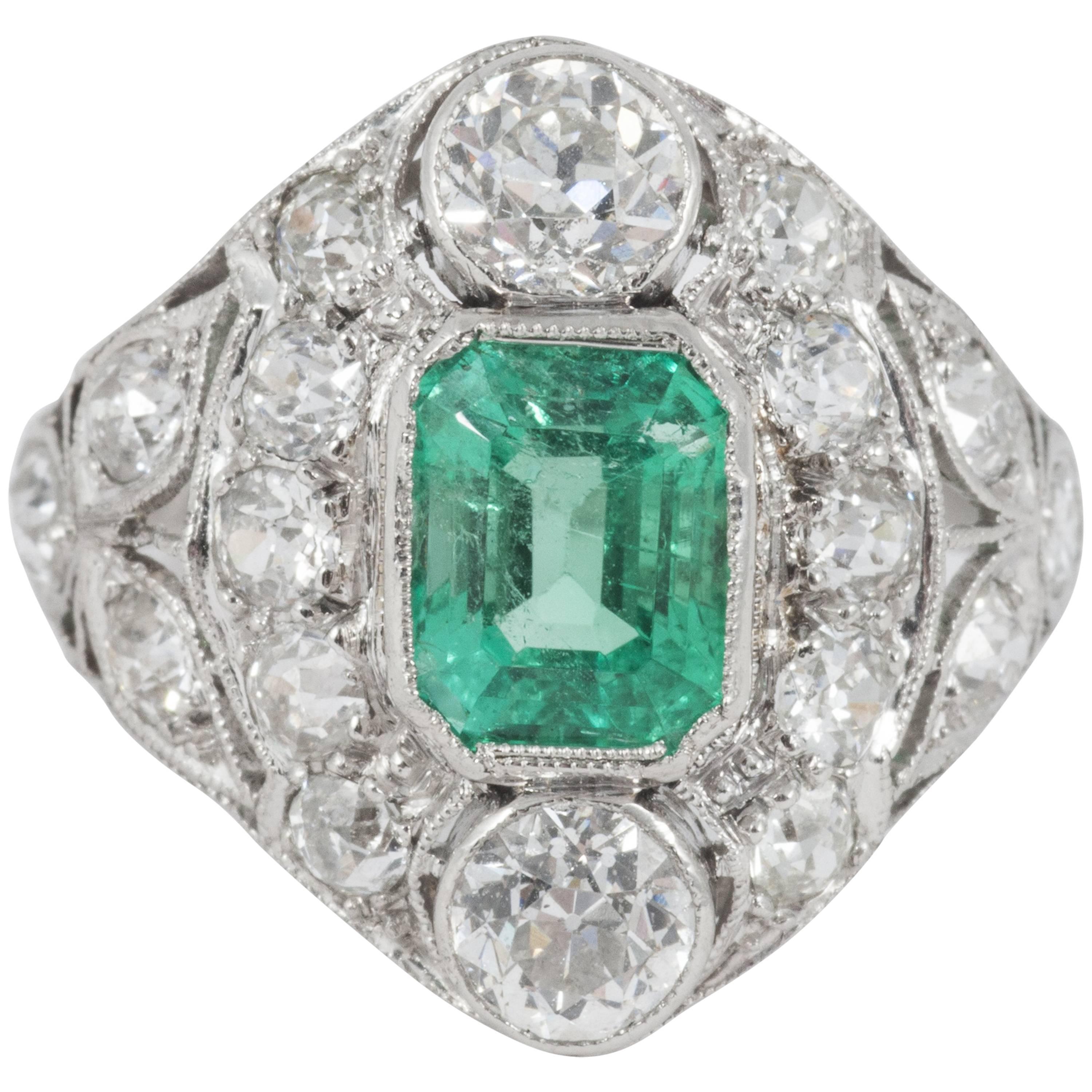 Antique Edwardian Emerald Diamond Platinum Ring For Sale