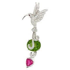 Collier oiseau et pierres en or blanc 18 carats avec diamants