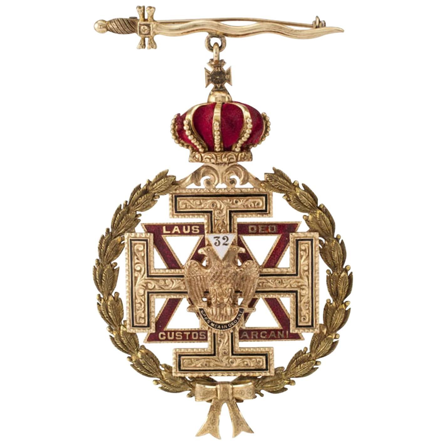1910 Masonic 32nd Degree Enamel Gold Jewel