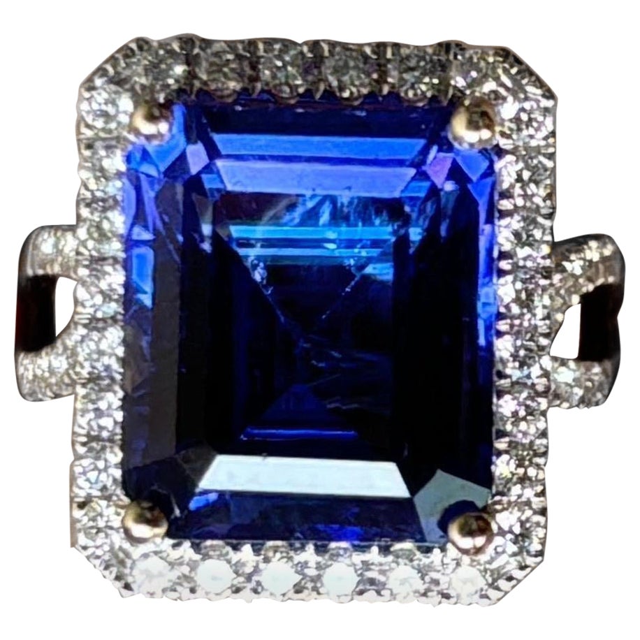11.86 Carat Tanzanite and Diamond Cocktail Ring