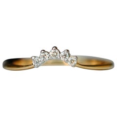 Alianza Curvada en Oro 14k Diamante Natural Apilable