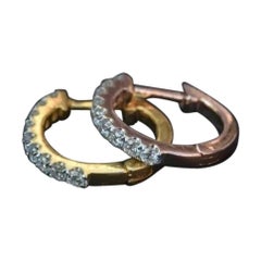 Paire de boucles d'oreilles huggies de 10 mm en or massif 14 carats et diamants