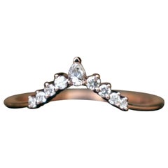 Anillo nupcial apilable de oro blanco de 14k con diamantes realzador