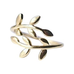 Anillo Ajustable Hoja Diminuta de Oro Macizo de 14k Hecho a Mano Delicado Minimalista