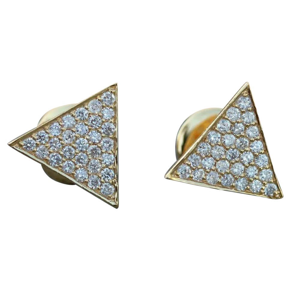 Natürlicher Diamant-Ohrstecker in Dreiecksform 14k Gold SI Reinheit G Farbe Diamant im Angebot
