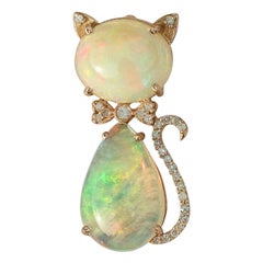 Pendentif en or massif 14K en forme de chaton en opale éthiopienne