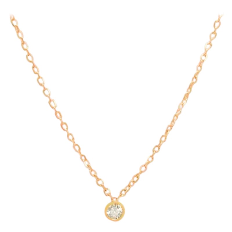 Collier minimaliste en or massif 14 carats serti d'un seul diamant en vente