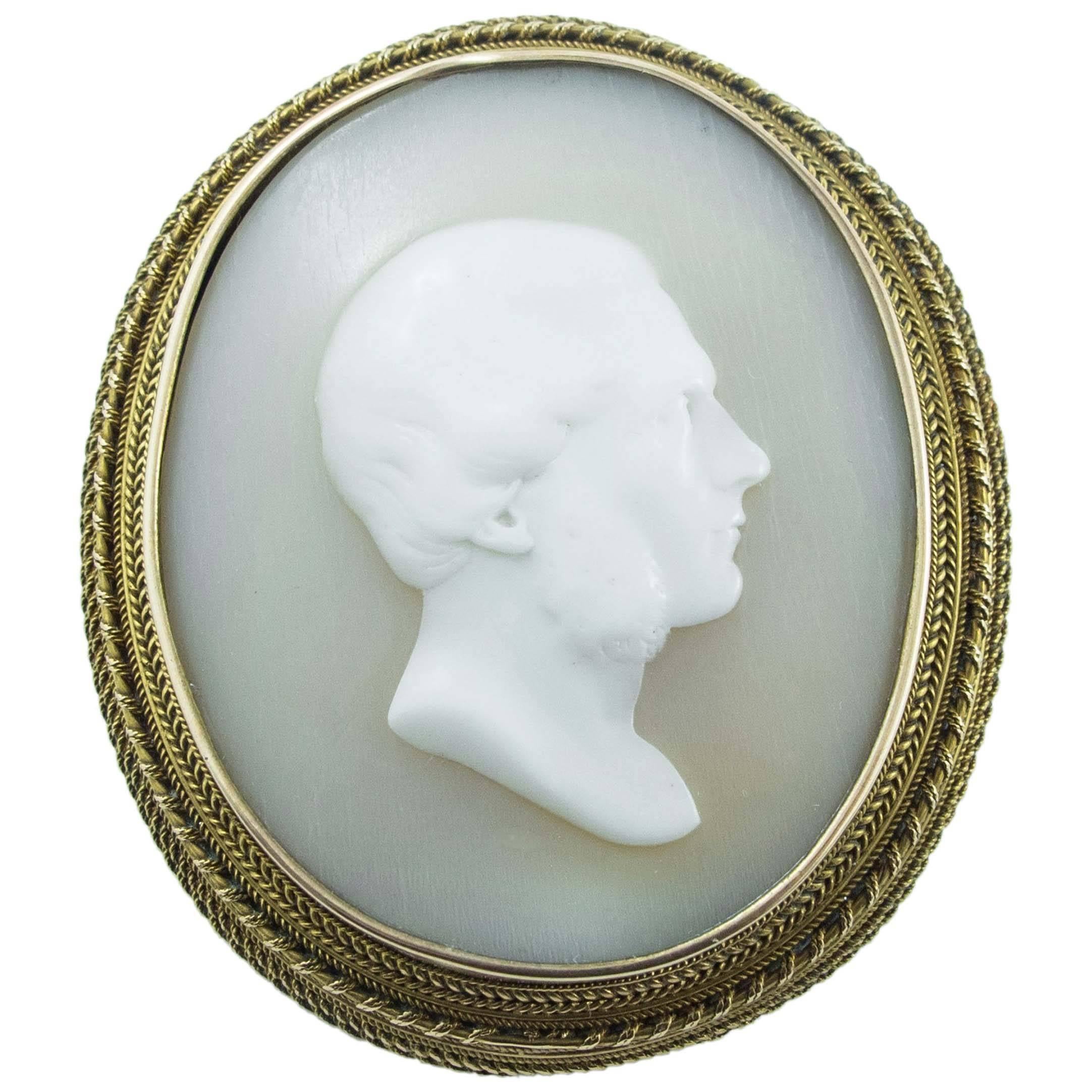 18th Century Georgian Shell Cameo Red Gold frame For Sale
