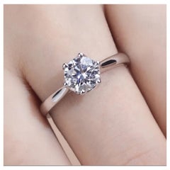 Anello di Moissanite 2 Ct in argento Sterling Solitare Regalo di nozze per lei.