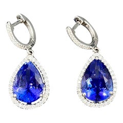 13.63 ct Natural Tanzanite & Diamond Earring