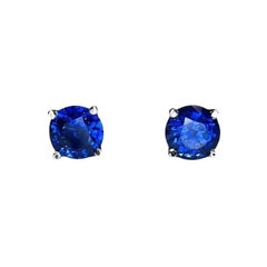 1.23 ct Natural Sapphire Stud Earrings