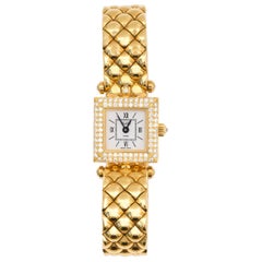 Van Cleef & Arpels Ladies Classique Diamond Bezel Quartz Wristwatch