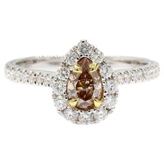 Bague de cocktail en or certifiée GIA avec diamant naturel en poire Brown de 0.89 carats TW