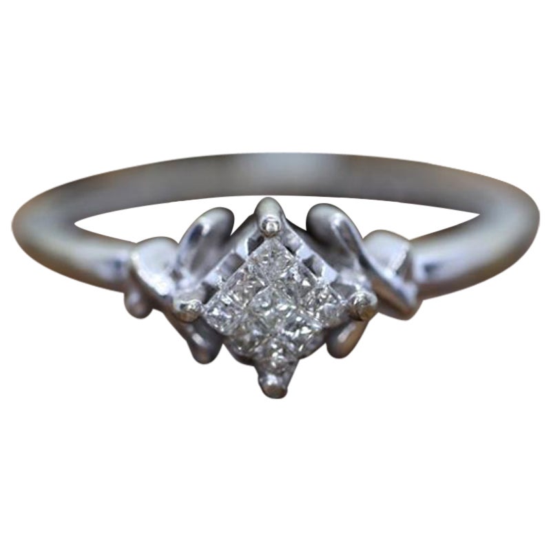 10k Princesa DIAMANTE racimo ilusión anillo solitario.cuadrado diamante PAVE príncipes en venta