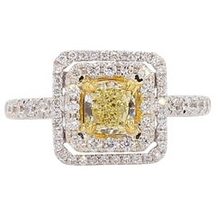 Anello da cocktail in oro giallo Nature con diamante a cuscino da 1.36 carati TW