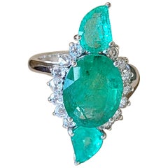 Engastado en Oro de 18K, Esmeralda natural de Zambia y Diamantes Anillo de Cóctel /Tres piedras