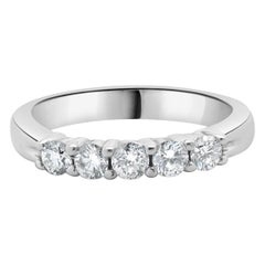 14 Karat Weißgold Diamantring mit Diamanten